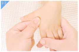 小儿扁桃体炎按摩