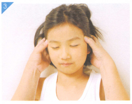 小儿慢性鼻炎按摩