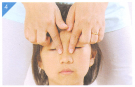 小儿慢性鼻炎按摩