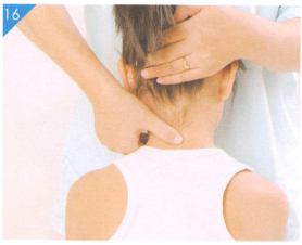 小儿慢性鼻炎按摩